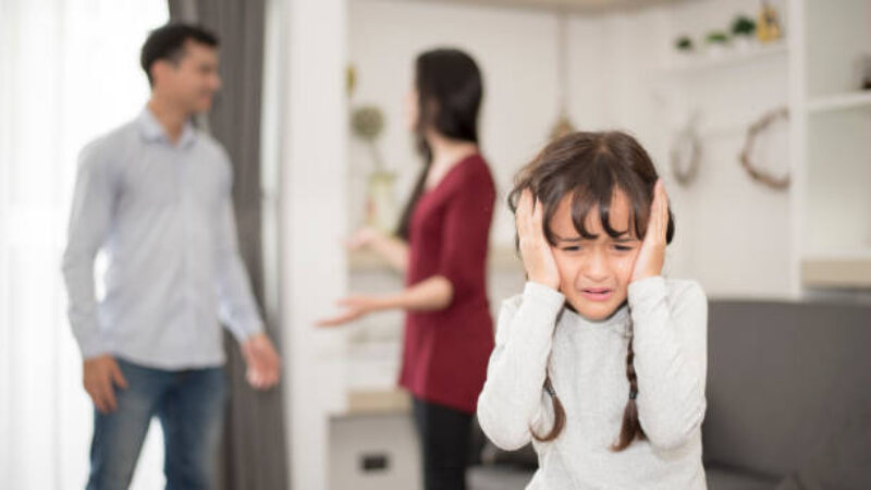 The girl was crying because parents quarrel